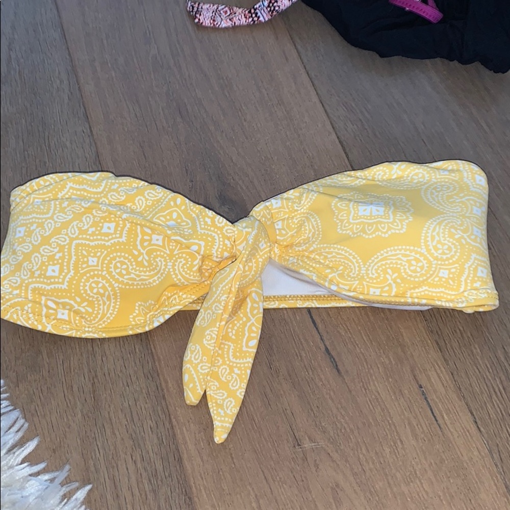 YELLOW BIKINI TOP